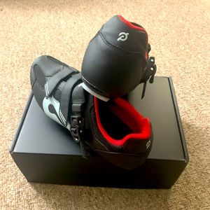 Peloton bike shoes size 13